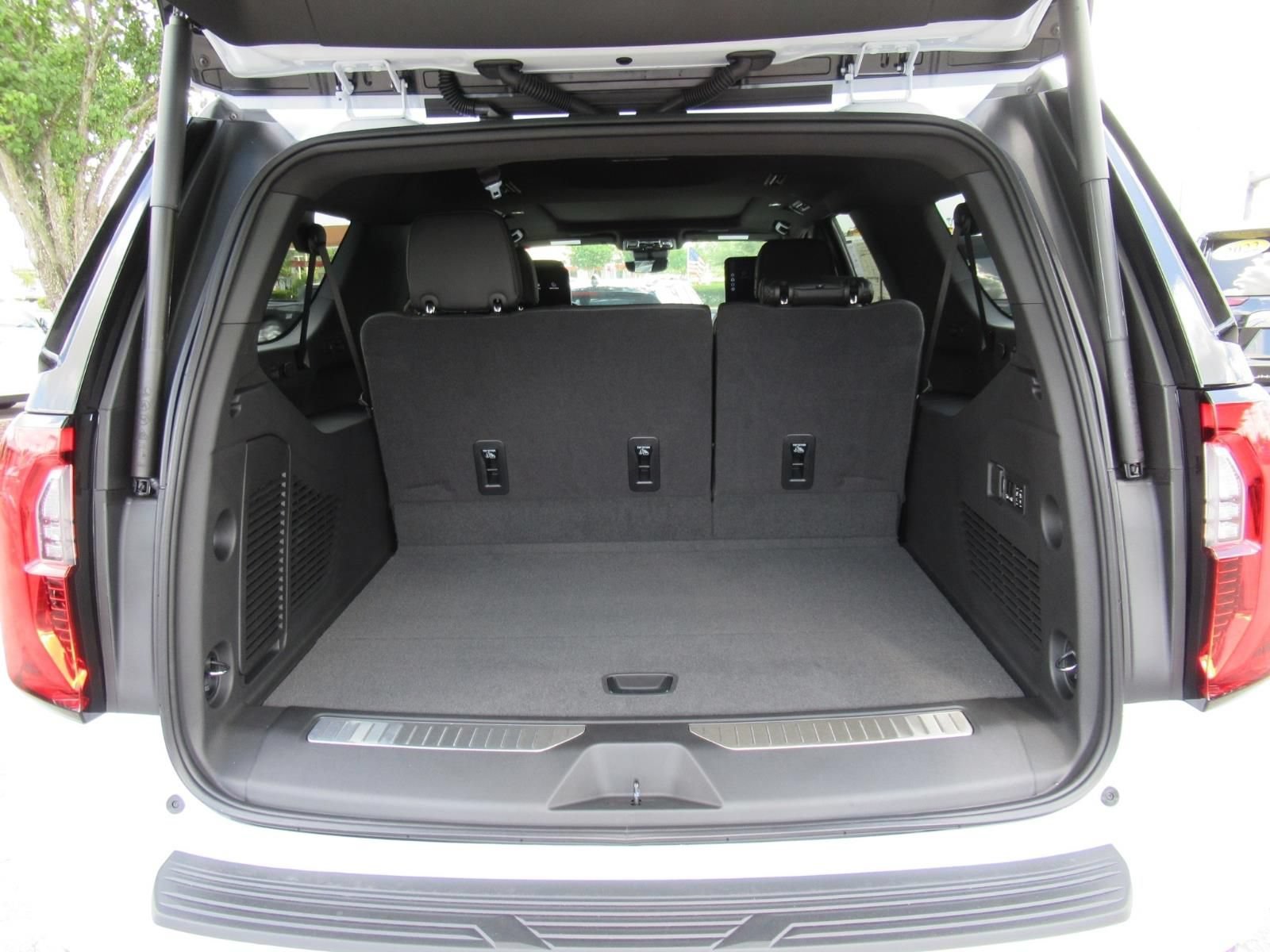 New 2026 Glacier White Tricoat GMC Denali image 38