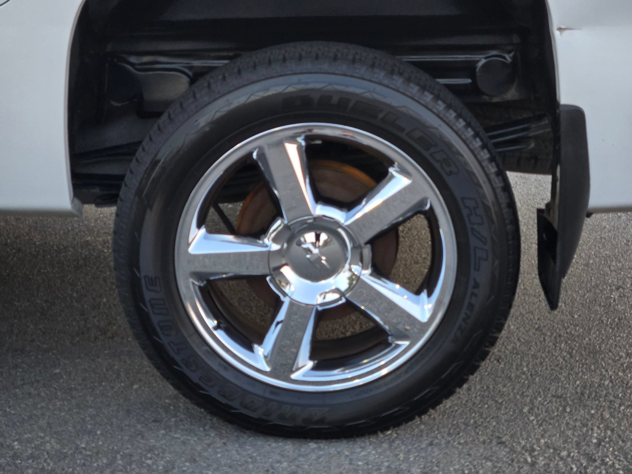 Used 2012 Summit White Chevrolet LT image 17