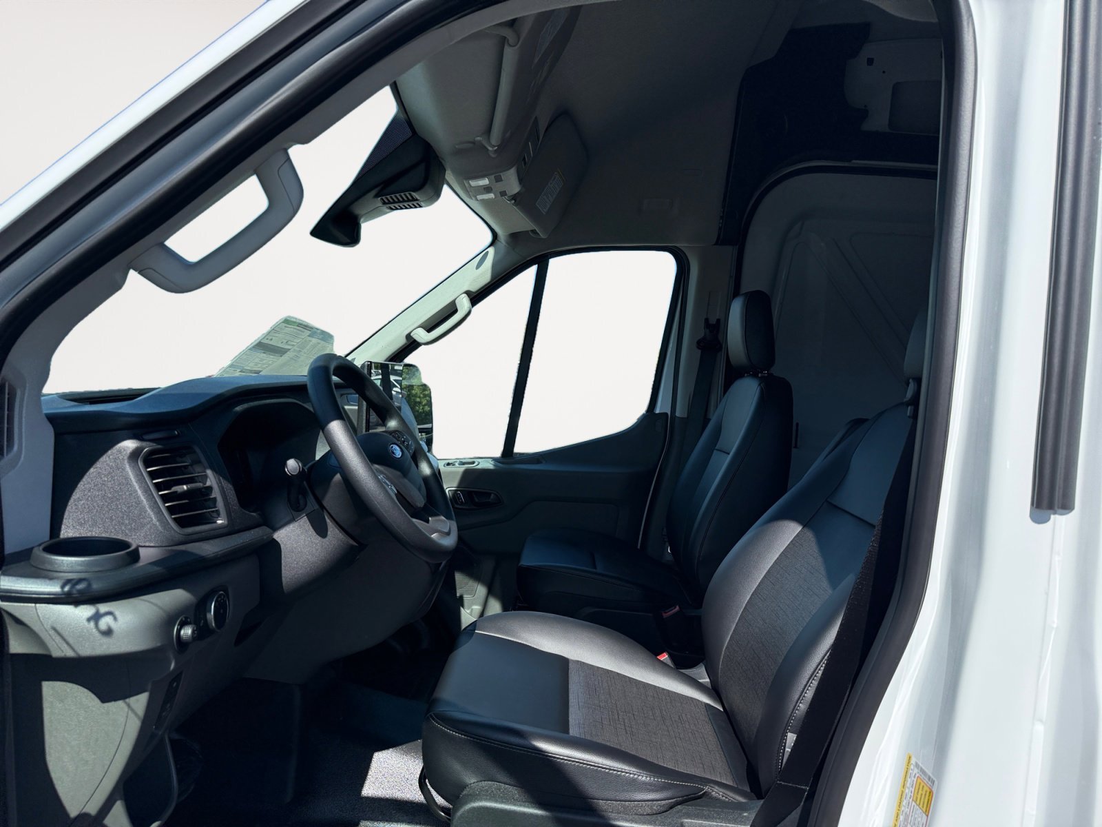 New 2026 Oxford White Ford Cargo Van image 10