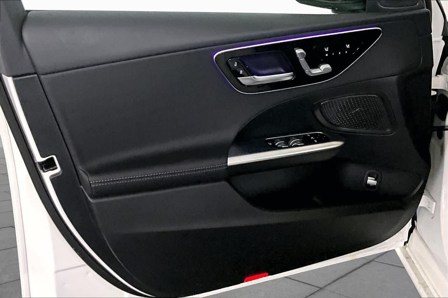 New 2026 Polar White Mercedes-Benz C 300 image 12