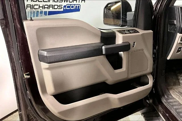 Used 2020 Magma Red Ford XL image 44