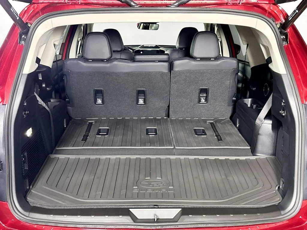 New 2026 CRIMSON RED PEARL Subaru Limited 8-Passenger image 22