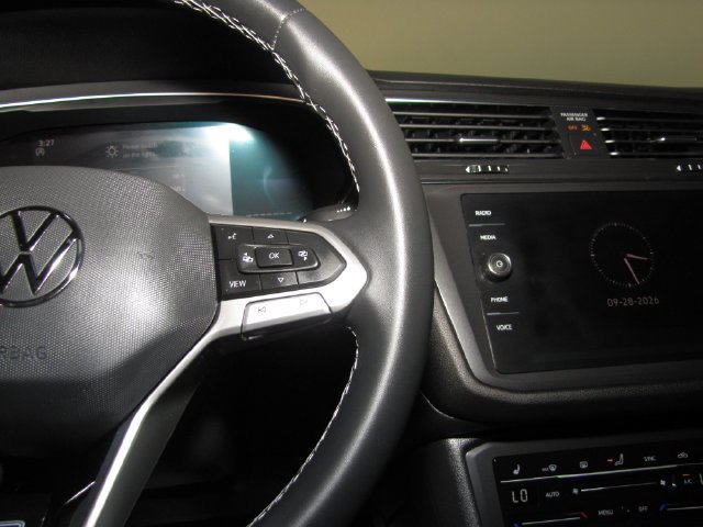 Used 2023 Gray Volkswagen SE R-Line Black image 6
