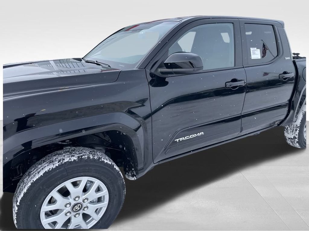 New 2026  Toyota SR5 image 3