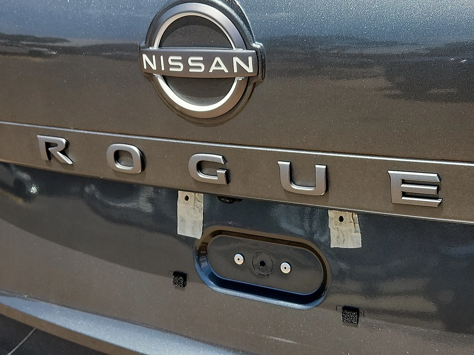 2025 Nissan Rogue SV - Photo 8