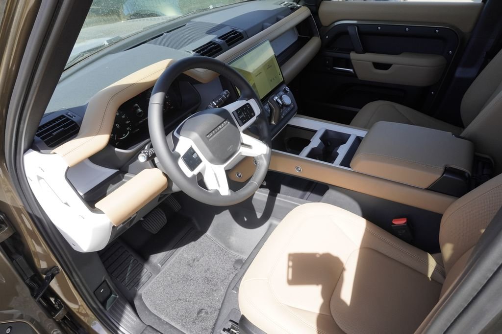 New 2026 Gondwana Stone Land Rover X-Dynamic SE image 18