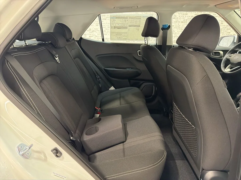Used 2026 Lunar White Hyundai SEL image 12