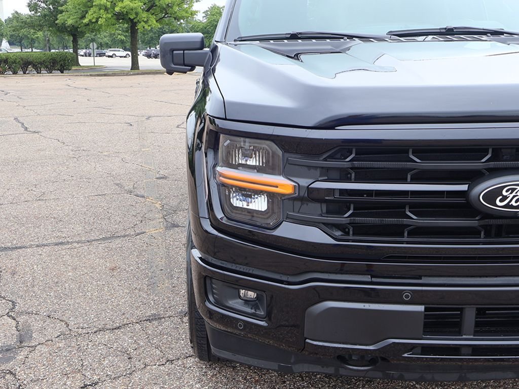 Used 2024 Black Ford XLT image 14