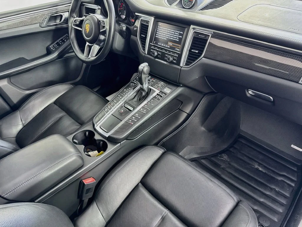 Used 2016 Jet Black Metallic Porsche Turbo image 38