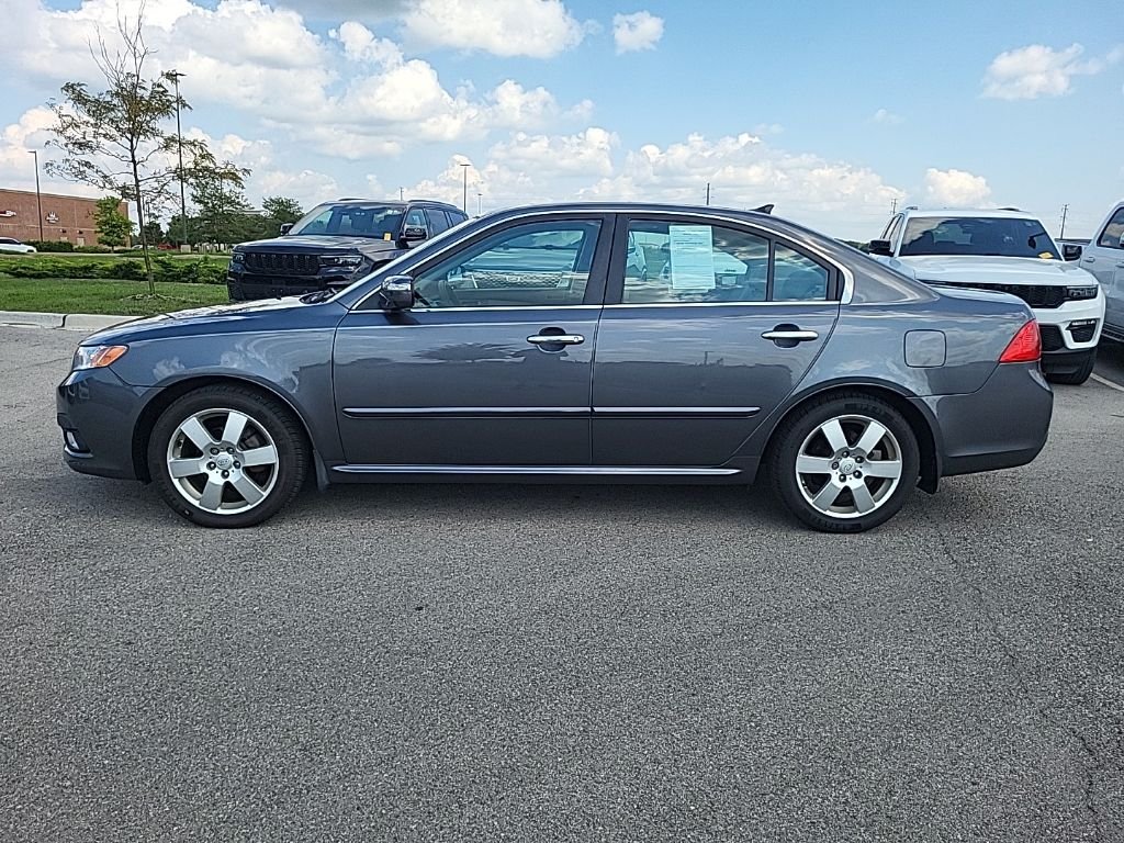Used 2009 Gray Kia EX image 2