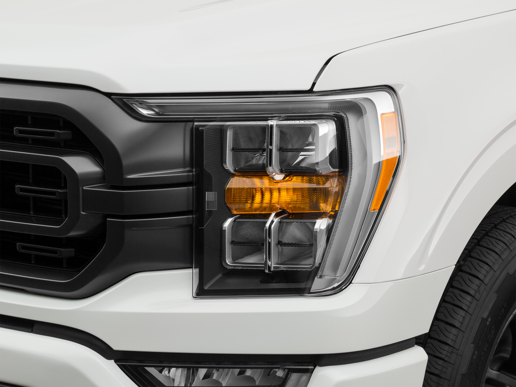 Used 2022 White Ford XLT image 51