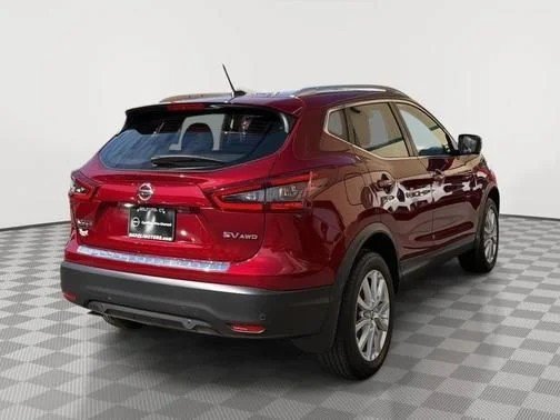 Used 2022 Pearl Metallic Nissan SV image 3