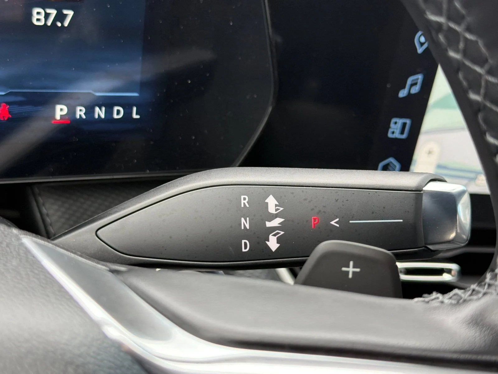 2027 Chevrolet Equinox LT - Photo 21