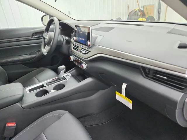 New 2026 Black Nissan 2.5 SV image 32