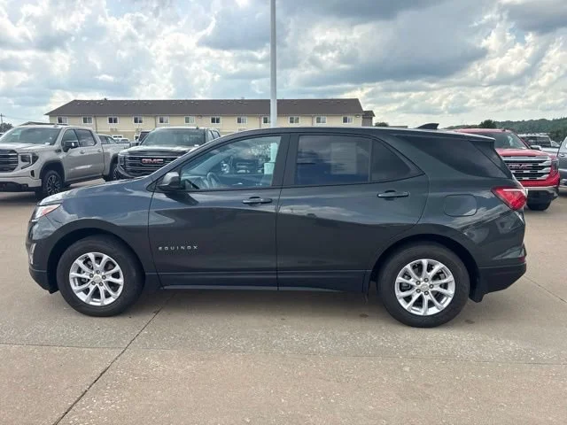 2020 Chevrolet Equinox LS - Photo 6