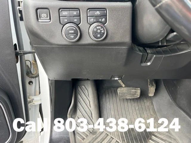 Used 2022 White Chevrolet LT Trail Boss image 21