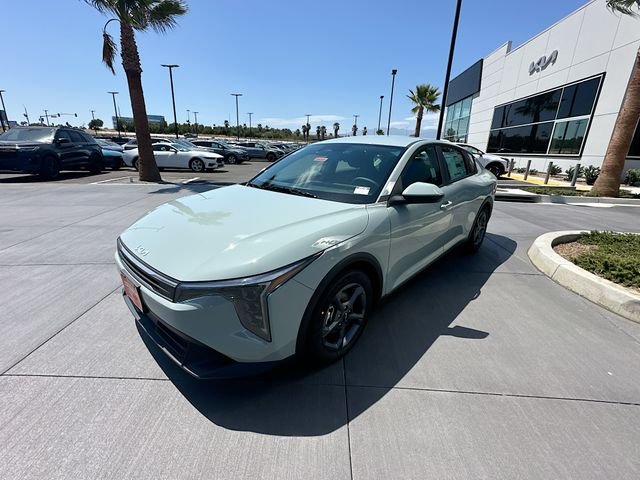 New 2026 Gray Kia LXS image 3