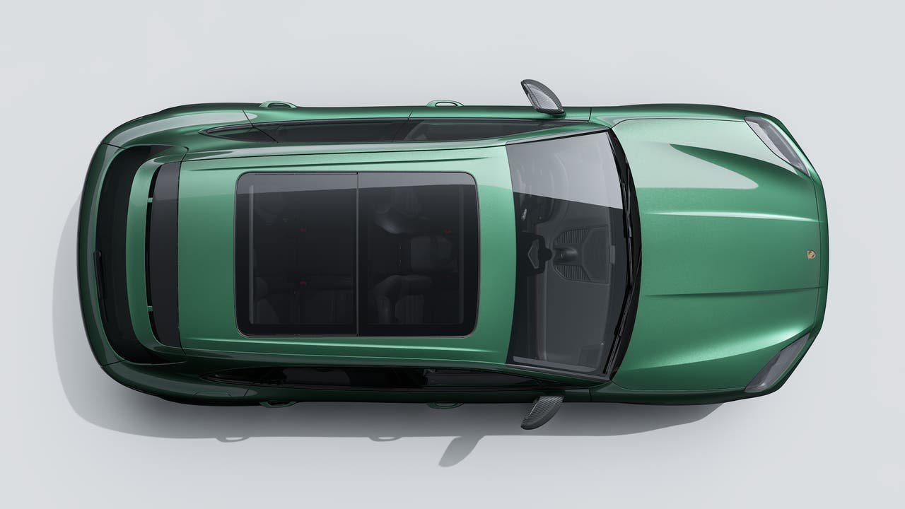 New 2026 Paint to Sample: Graphitebluemetallic Porsche GTS image 5