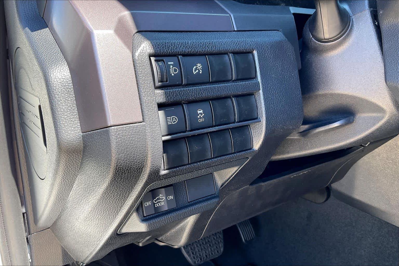 2026 Toyota Tacoma SR5 - Photo 19