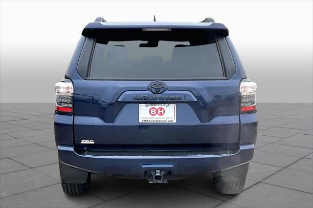Certified Used 2021 NAUTICAL BLUE ME Toyota  image 5