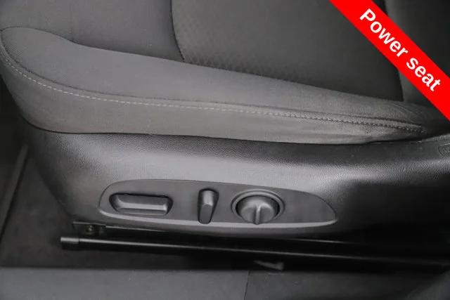 Used 2016 White Chevrolet LT image 21