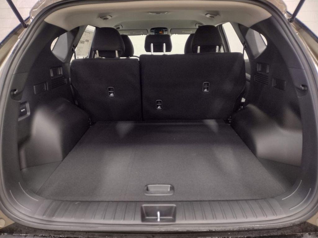 New 2026 Cashmere Hyundai Blue SE image 17