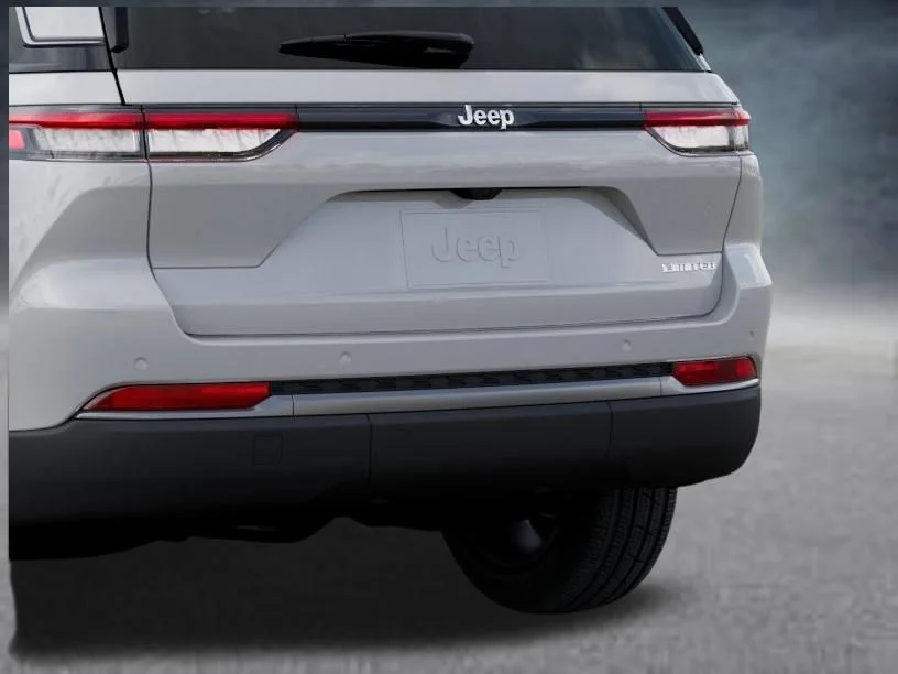 New 2026 Bright White Clear-Coat Exterior Paint Jeep Limited image 13