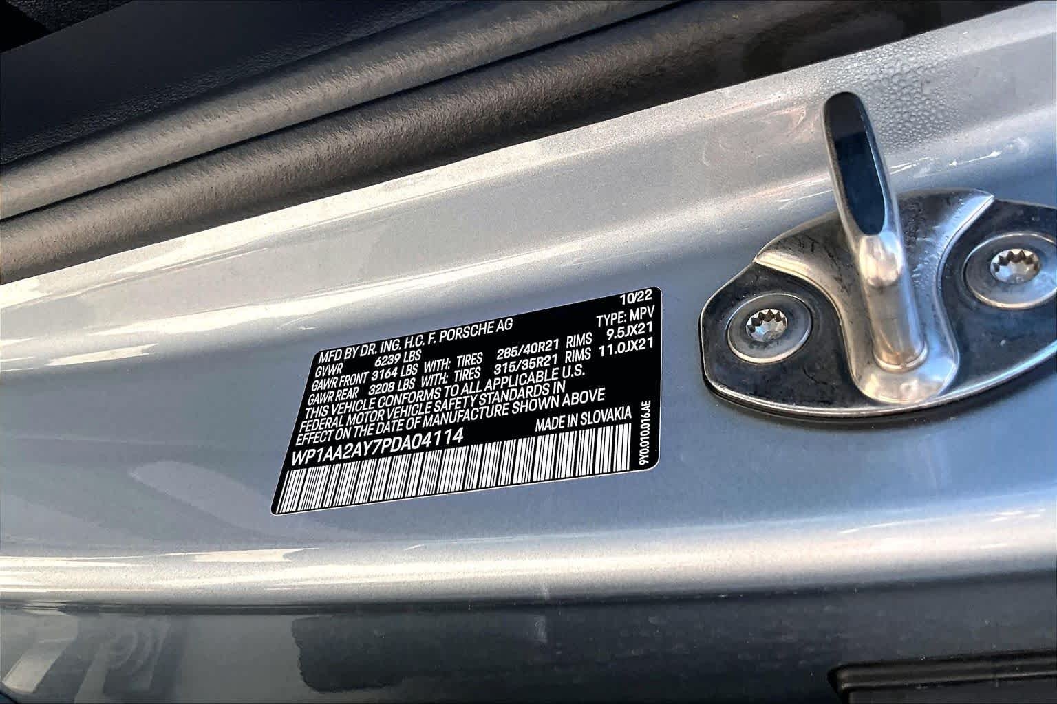 Used 2023  Porsche  image 35
