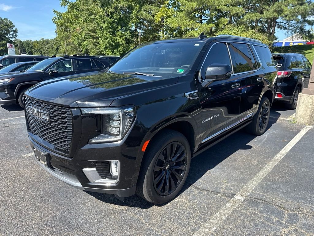 Used 2022 Black GMC Denali image 7
