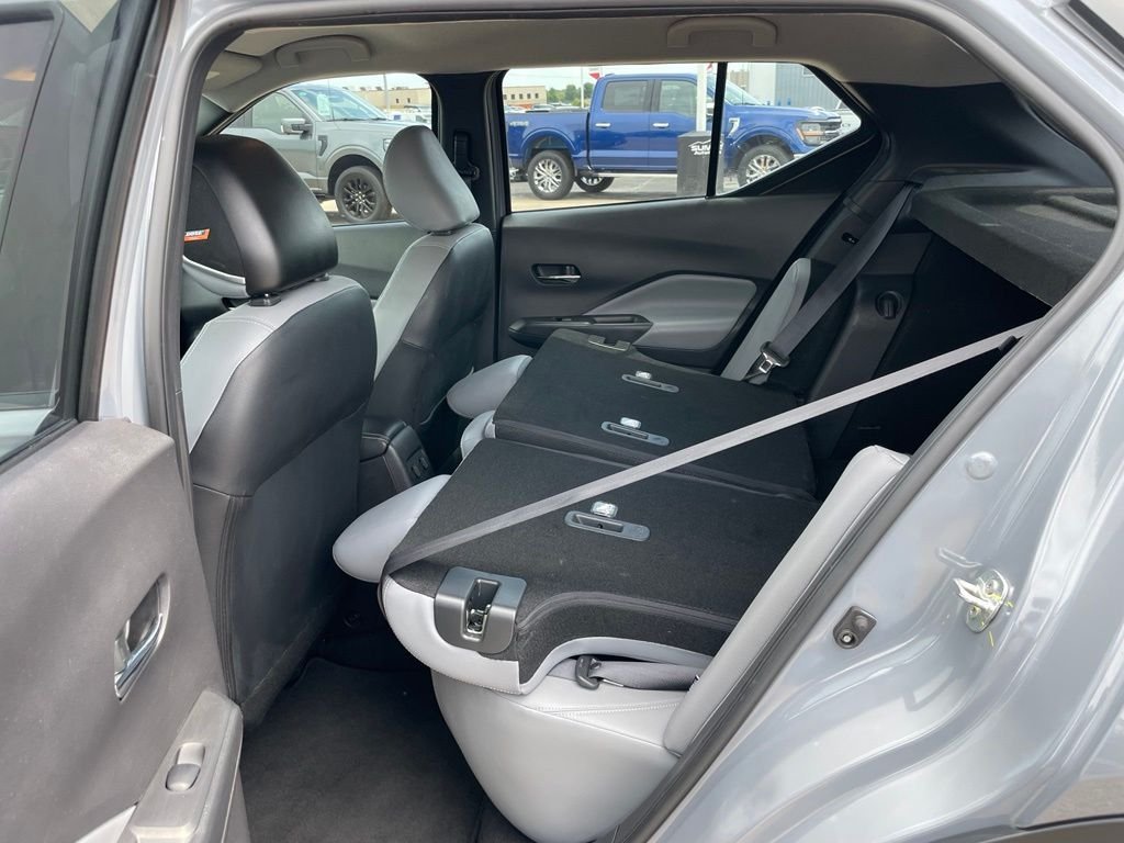 Used 2024 Gray Nissan SR image 44