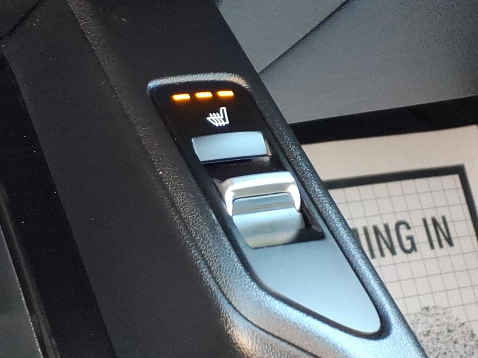 Used 2020 Snow White Pearl Kia S image 5