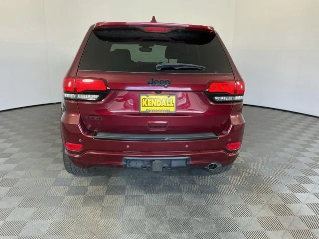 Used 2017 Red Jeep Laredo image 6