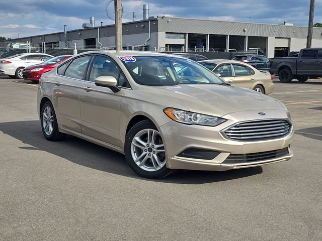 Certified Used 2018 White Gold Metallic Ford SE image 30