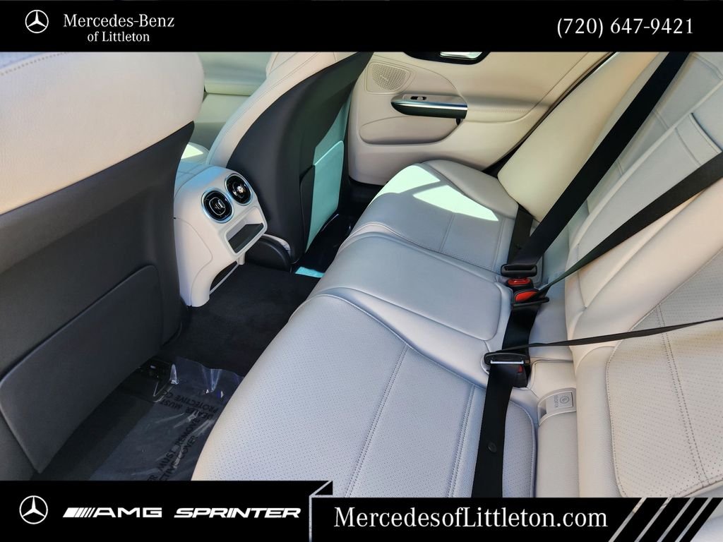 New 2026 Polar White Mercedes-Benz C 300 image 29