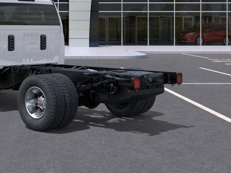 New 2026 Summit White GMC Pro image 14