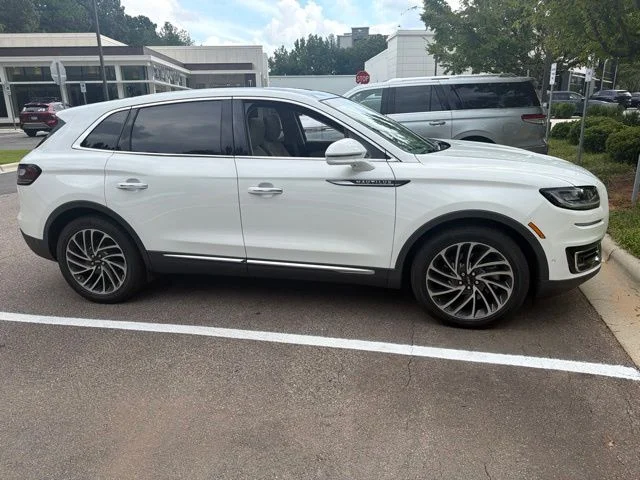 Used 2020 White Lincoln Reserve image 5