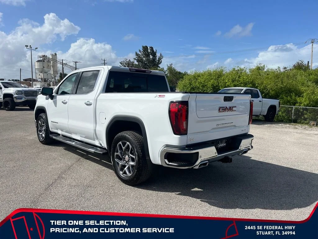 New 2026 Summit White GMC SLT image 5