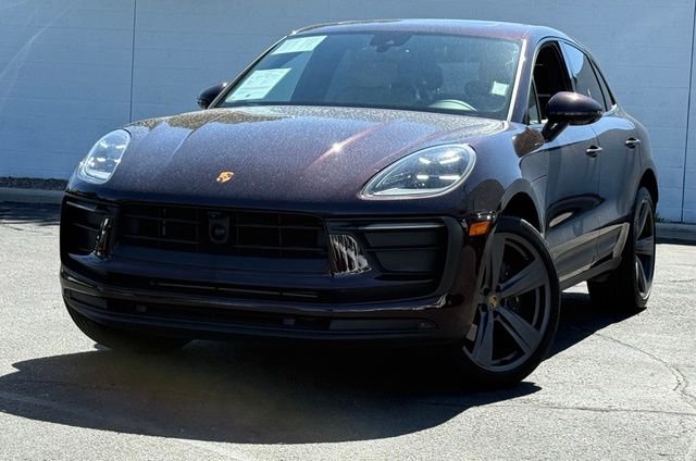 2025 Porsche Macan 