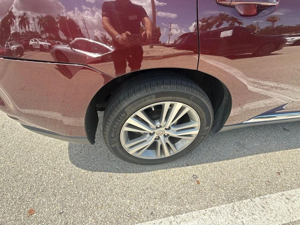 Used 2015  Lexus 350 image 12