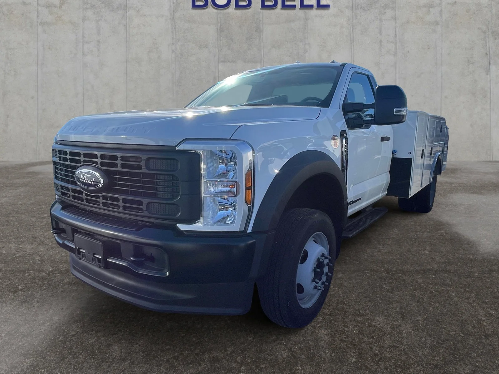 2025 Ford F-550 Super Duty Chassis Cab