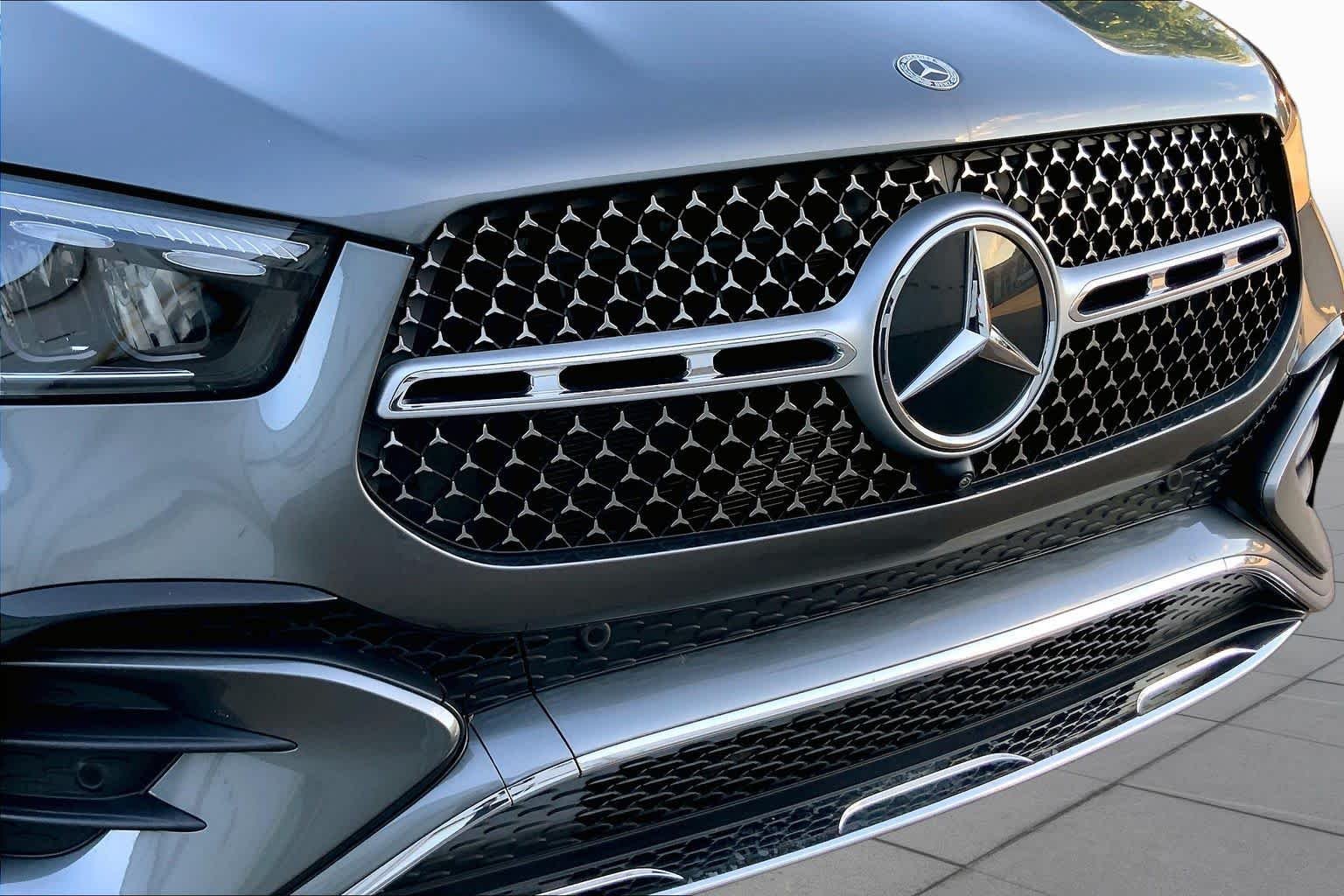 Used 2025 Selenite Grey Metallic Mercedes-Benz GLE 350 image 30