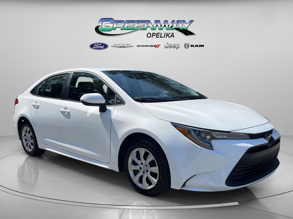 2025 Toyota Corolla LE
