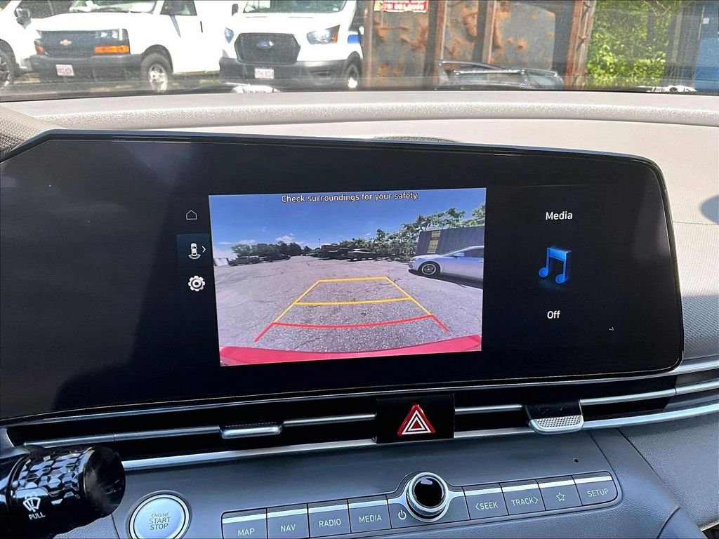 Used 2023 Red Hyundai SEL image 18