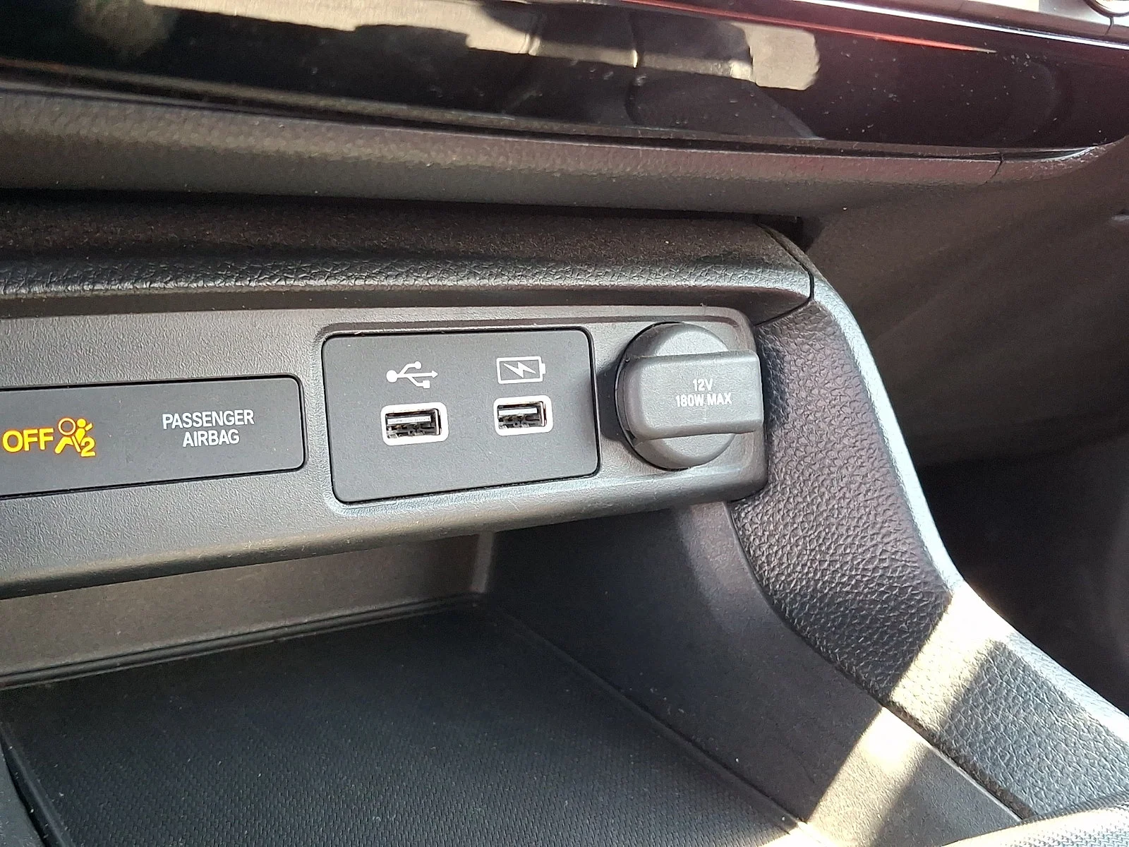 Used 2024 Platinum White Pearl Honda Sedan image 22