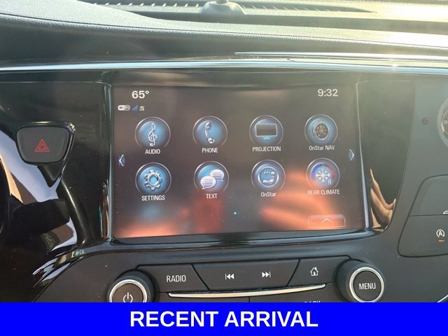 Used 2019 Red Buick Essence image 38