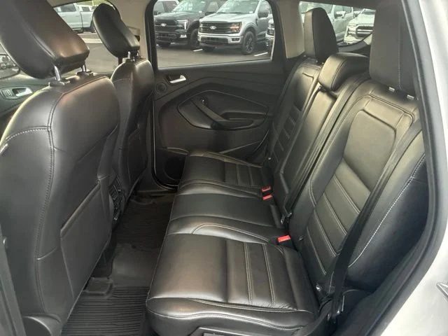 Used 2019 White Platinum Tri-Coat Metallic Ford Titanium image 18