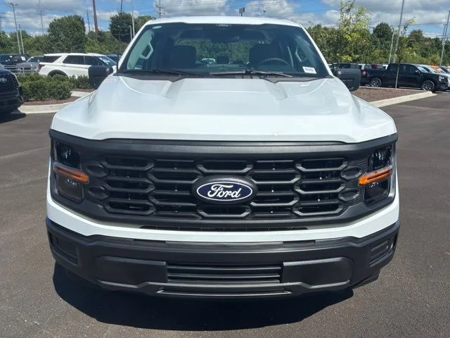 New 2026 Oxford White Ford XL image 12