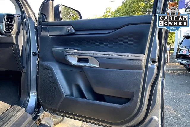 Used 2024 Gray Metallic Ford XLT image 23
