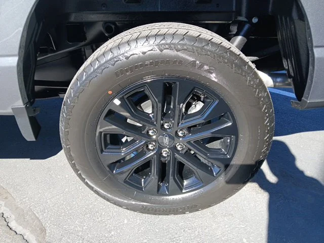 New 2026 Carbonized Gray Metallic Ford Lariat® image 9
