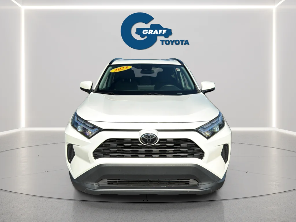 Used 2023 White Toyota XLE image 12